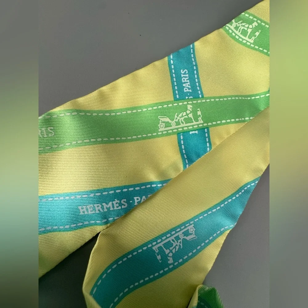 Hermès Bolduc Ribbon Silk Twilly Scarf Yellow Green w Box